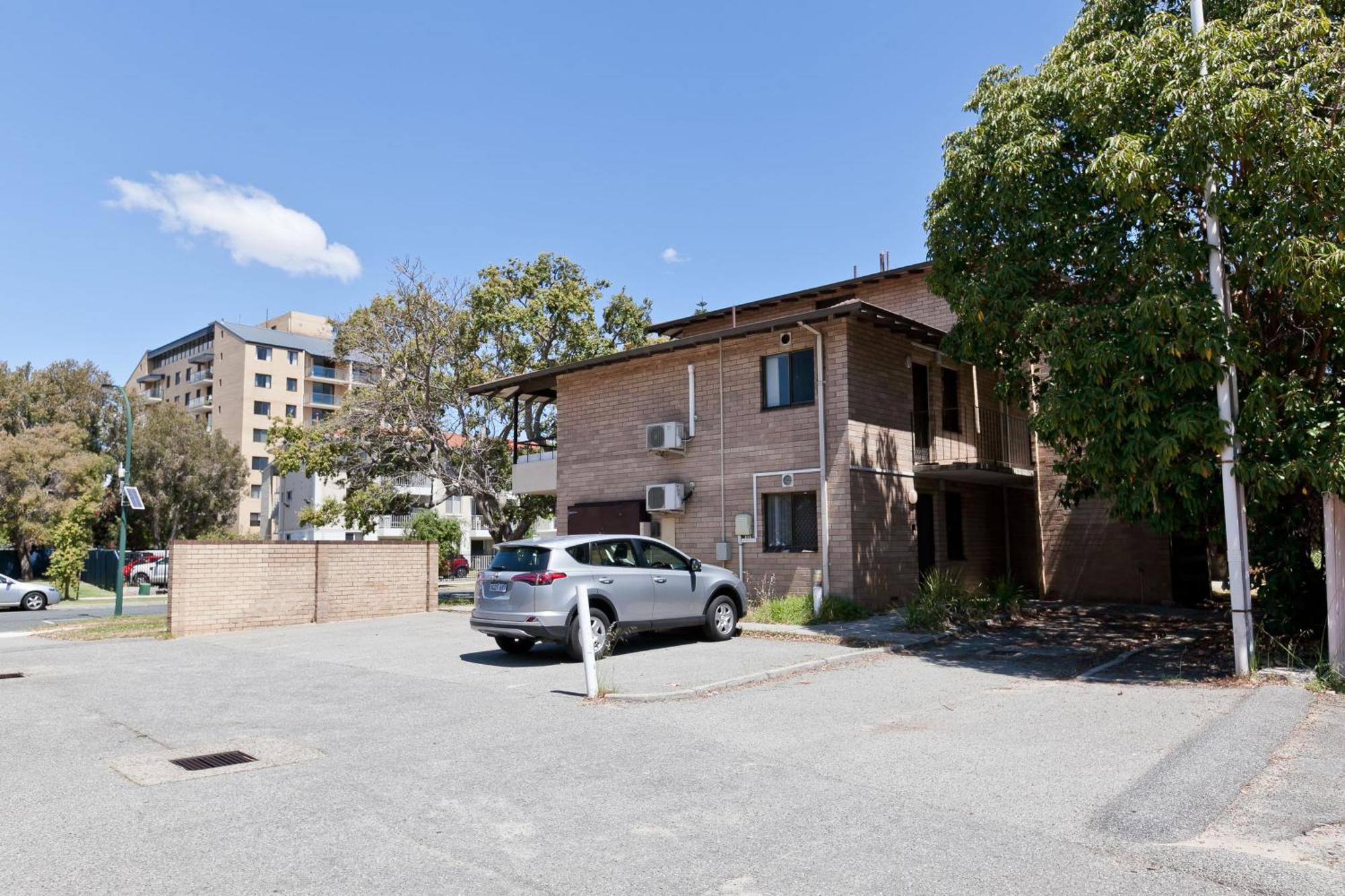 4 Center Of South Perth Apartment Exterior photo